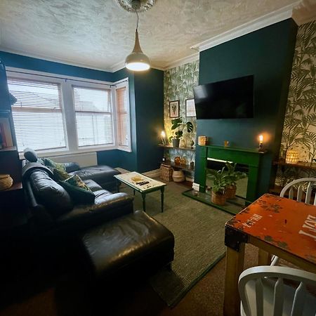Stylish And Artistic Flat In Southend On Sea Lägenhet Exteriör bild