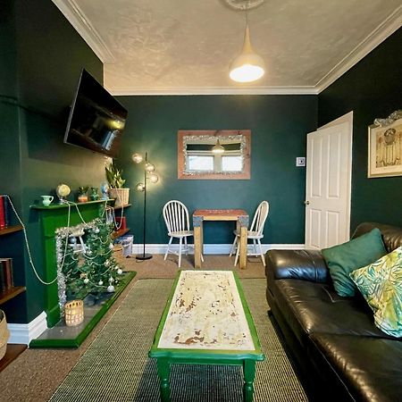 Stylish And Artistic Flat In Southend On Sea Lägenhet Exteriör bild